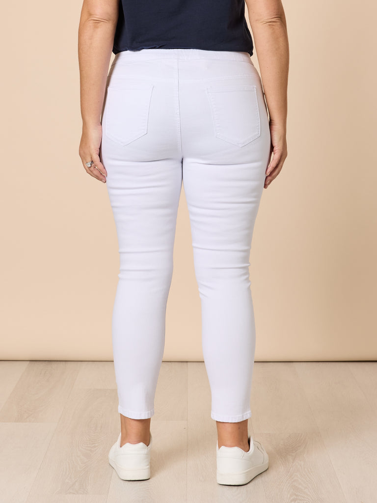 LA Distressed Pull On Stretch Denim Jean - White RC&CO