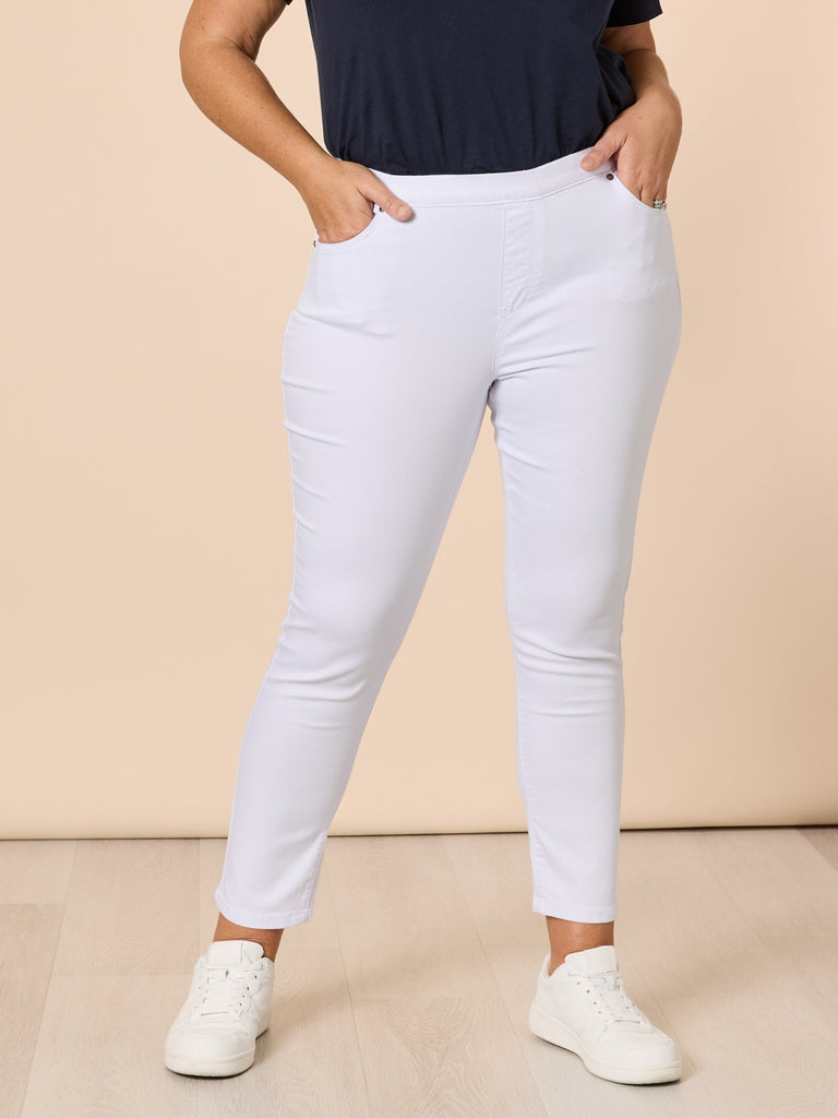 Chicago Slim Leg Jean - White RC&CO