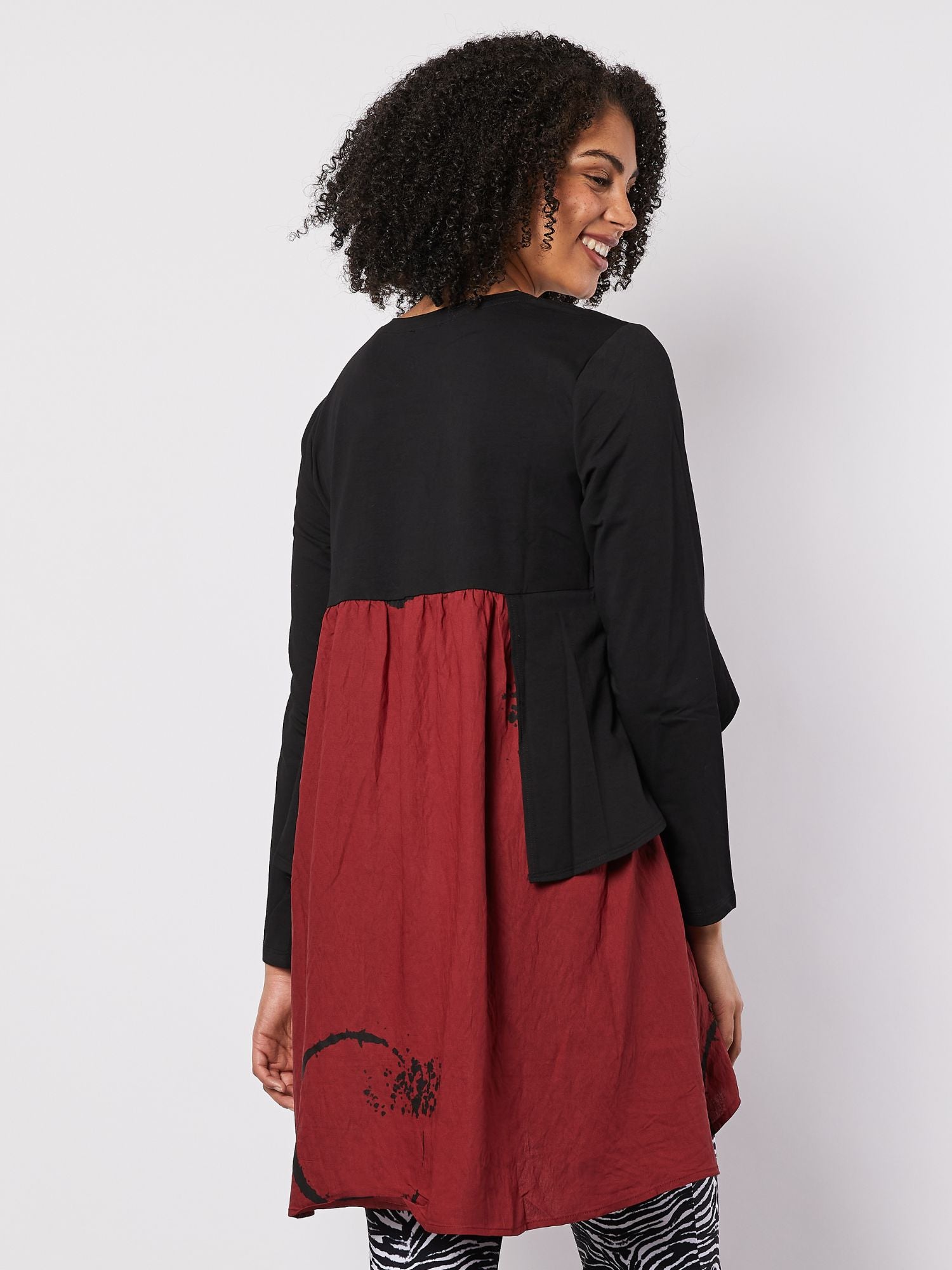 Arch Hem Spliced Top - Red