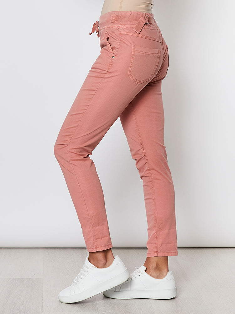 Lightweight Jogger Jean - Terracotta