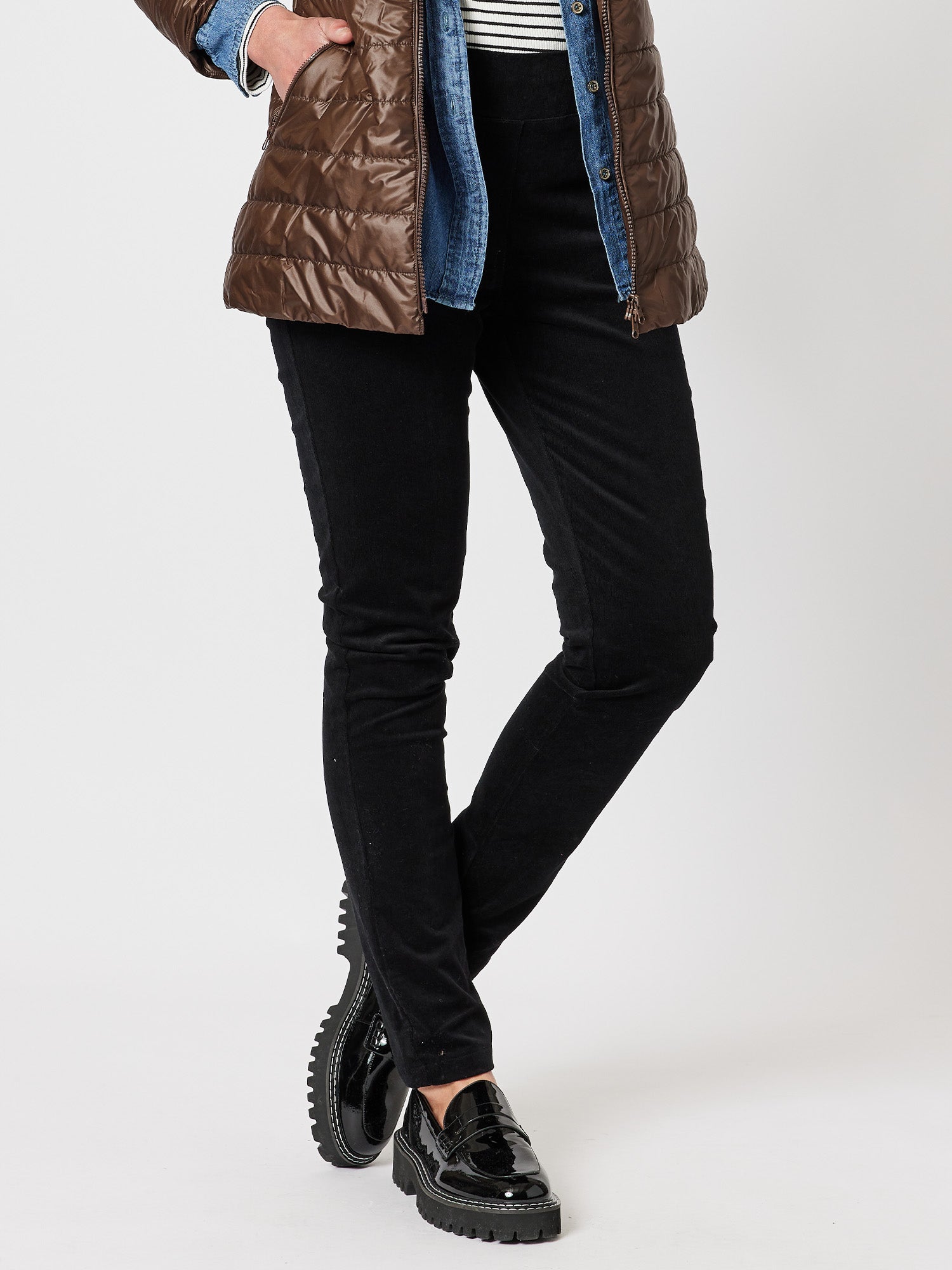 Stretch Pinwale Cord Pant - Black