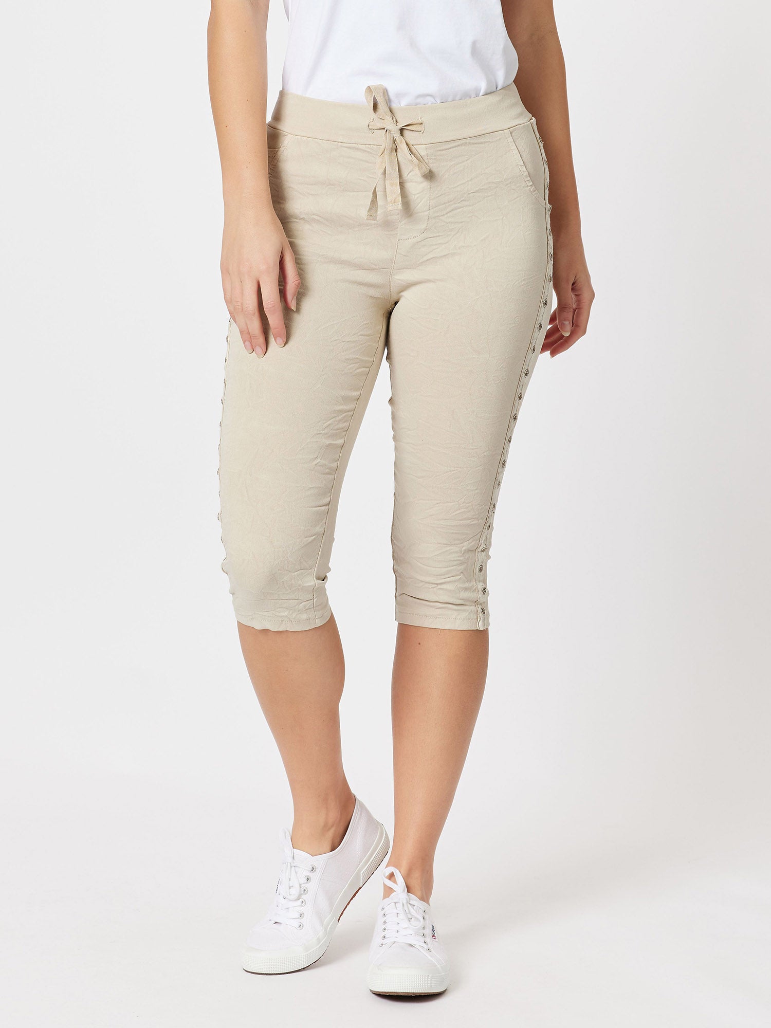 Crushed Embellished Pull On Short - Natural