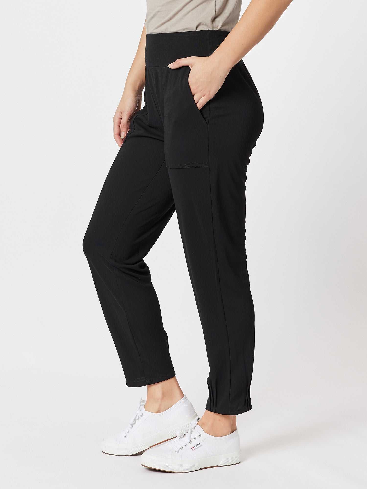 Dry Handle Stretch Pant - Black