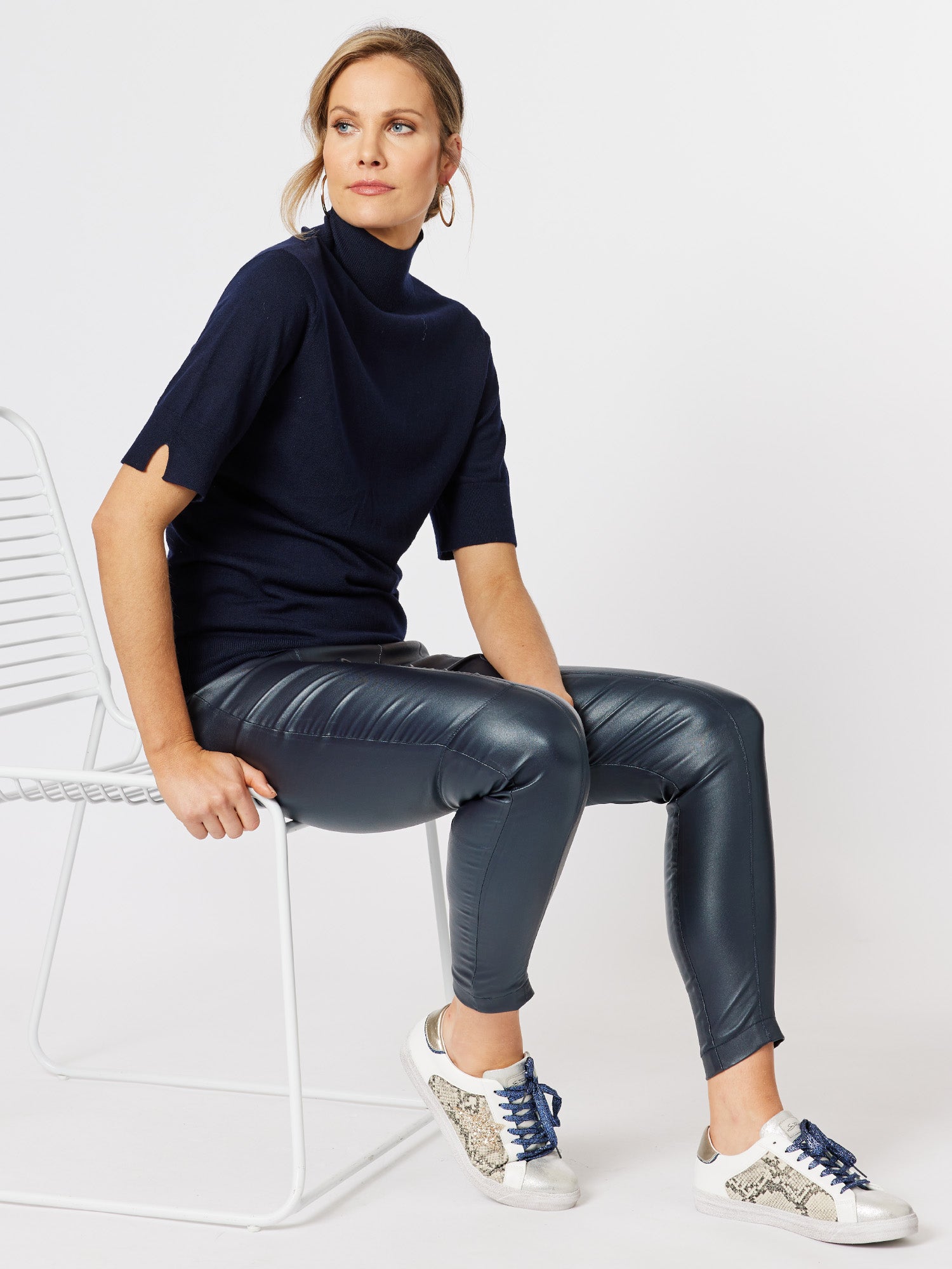 Donna High Neck Knit Top Top - Navy