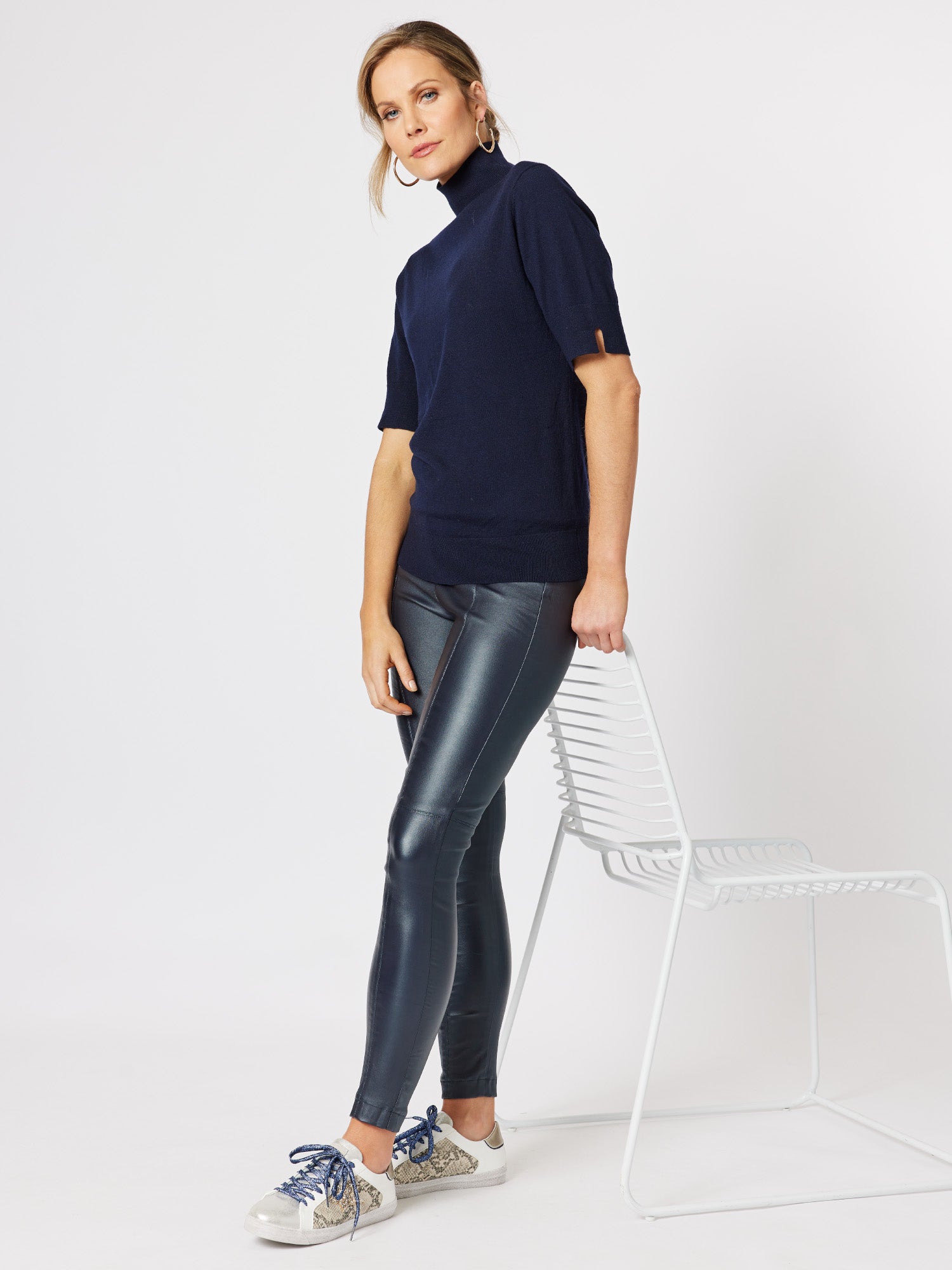 Donna High Neck Knit Top Top - Navy