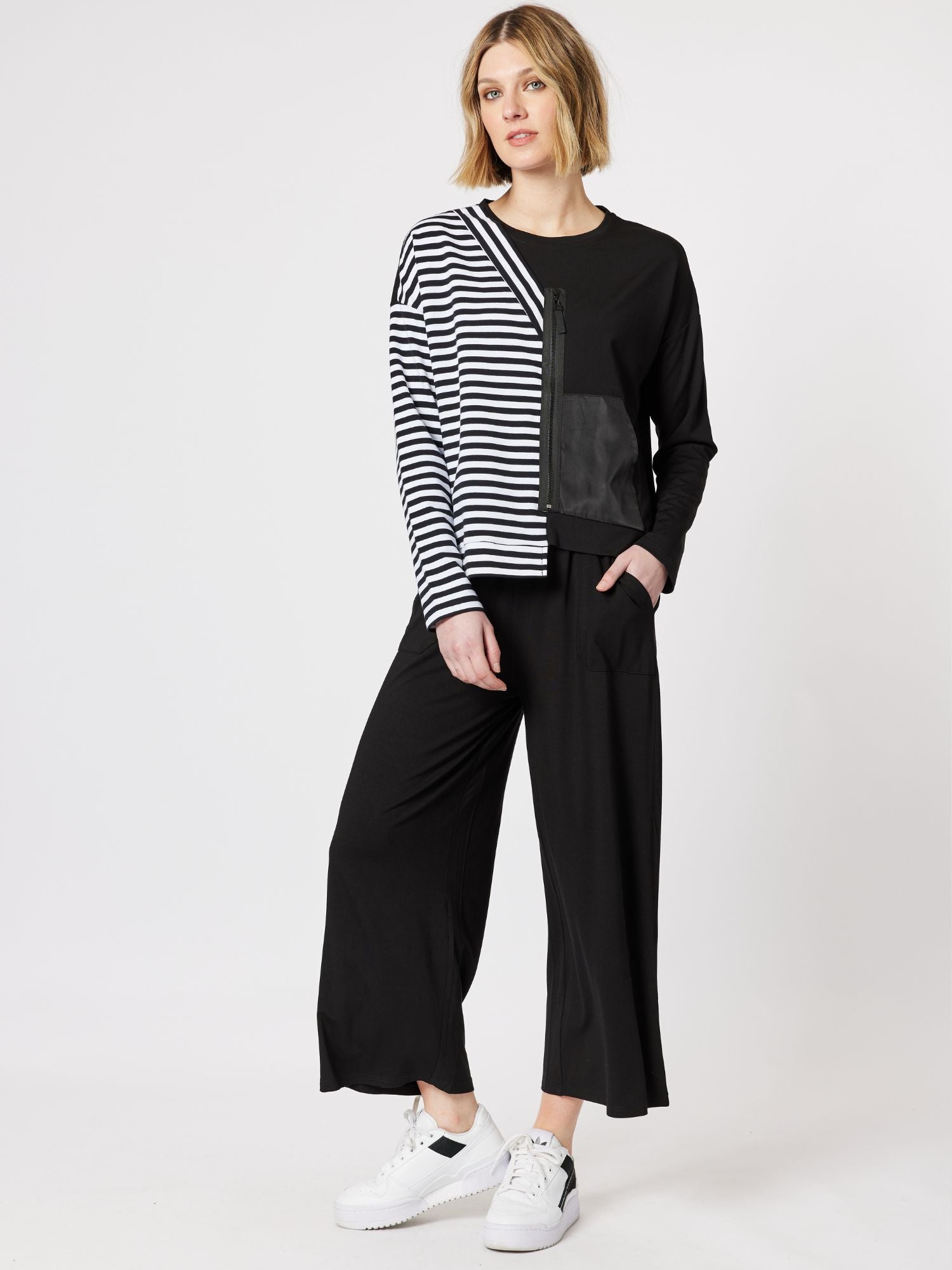 Spliced Stripe Sweatshirt - Black/White