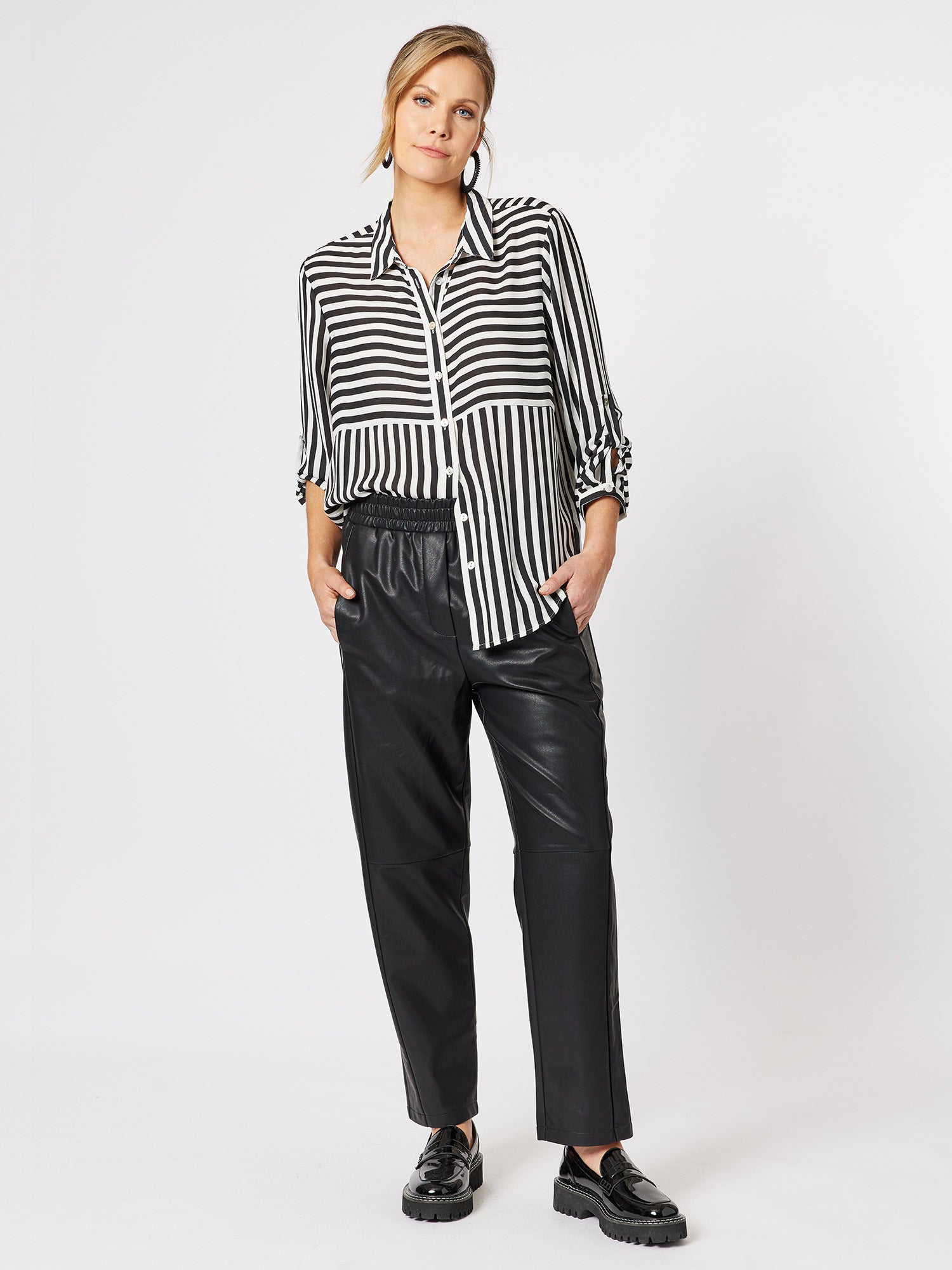 Vegan Leather Pull On Pant - Black