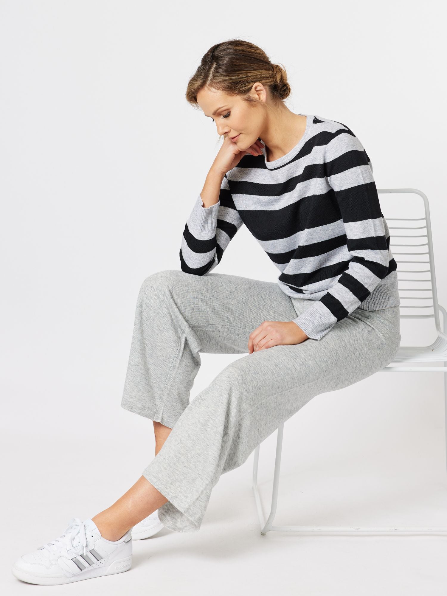 Vienna Cashmere Blend Stripe Crew Top - Silver