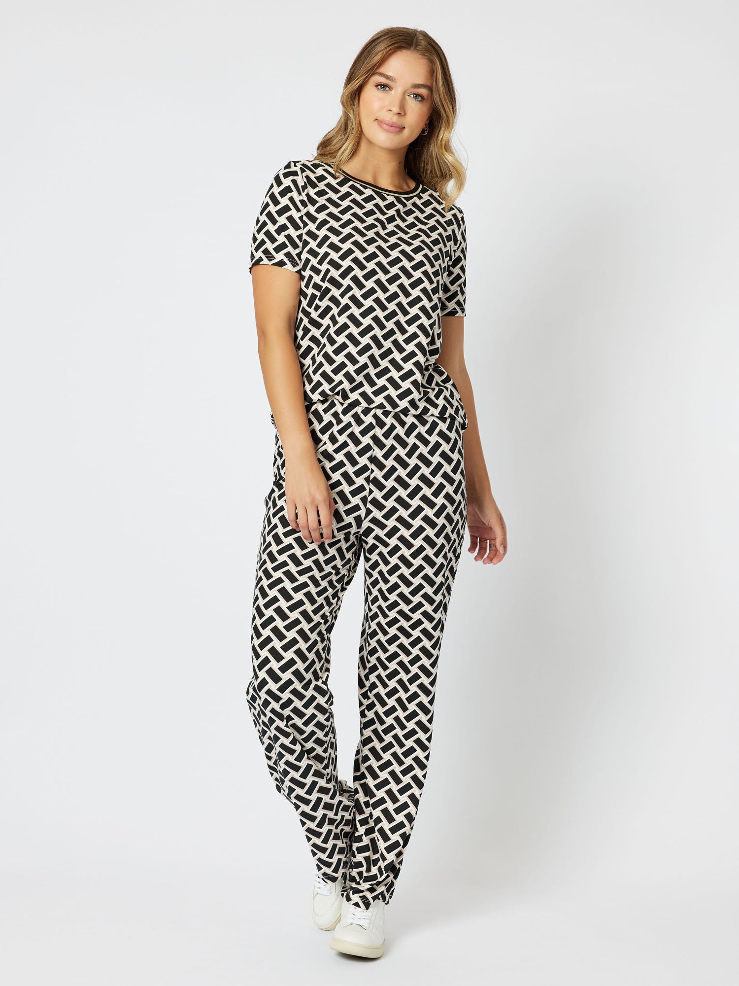 Chevron Knit Top Round Neck Short Sleeve Tshirt - Black/Stone