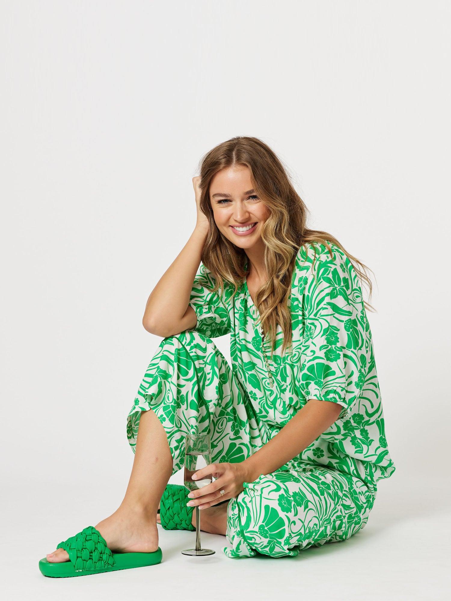 Paradise Print Button Detail Top - Green