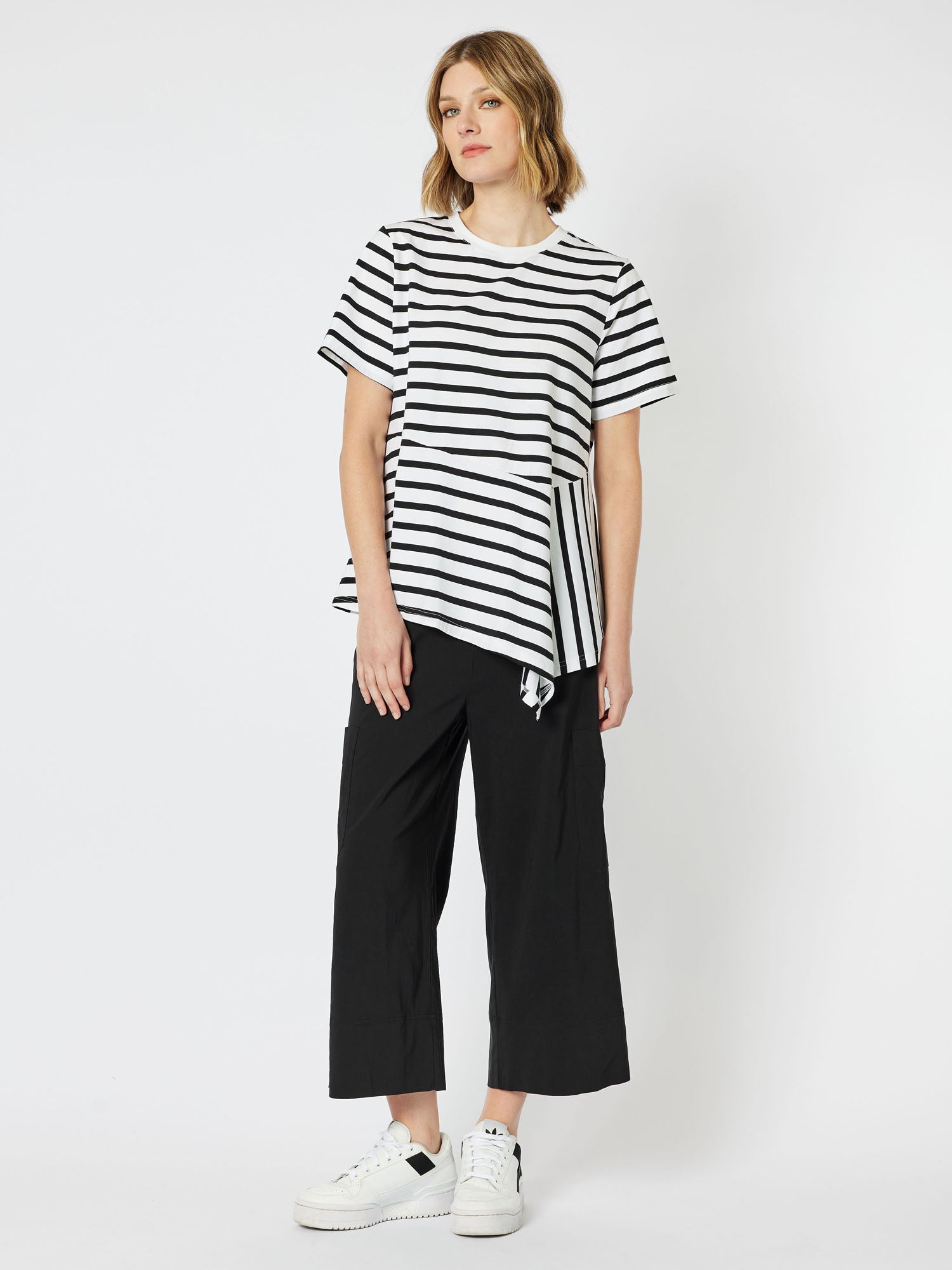 Parachute Wide Leg Pant - Black