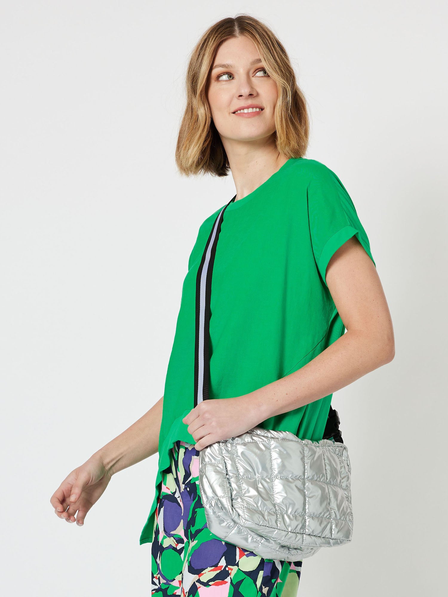 Eve Angled Hem Short Sleeve Top - Kelly Green