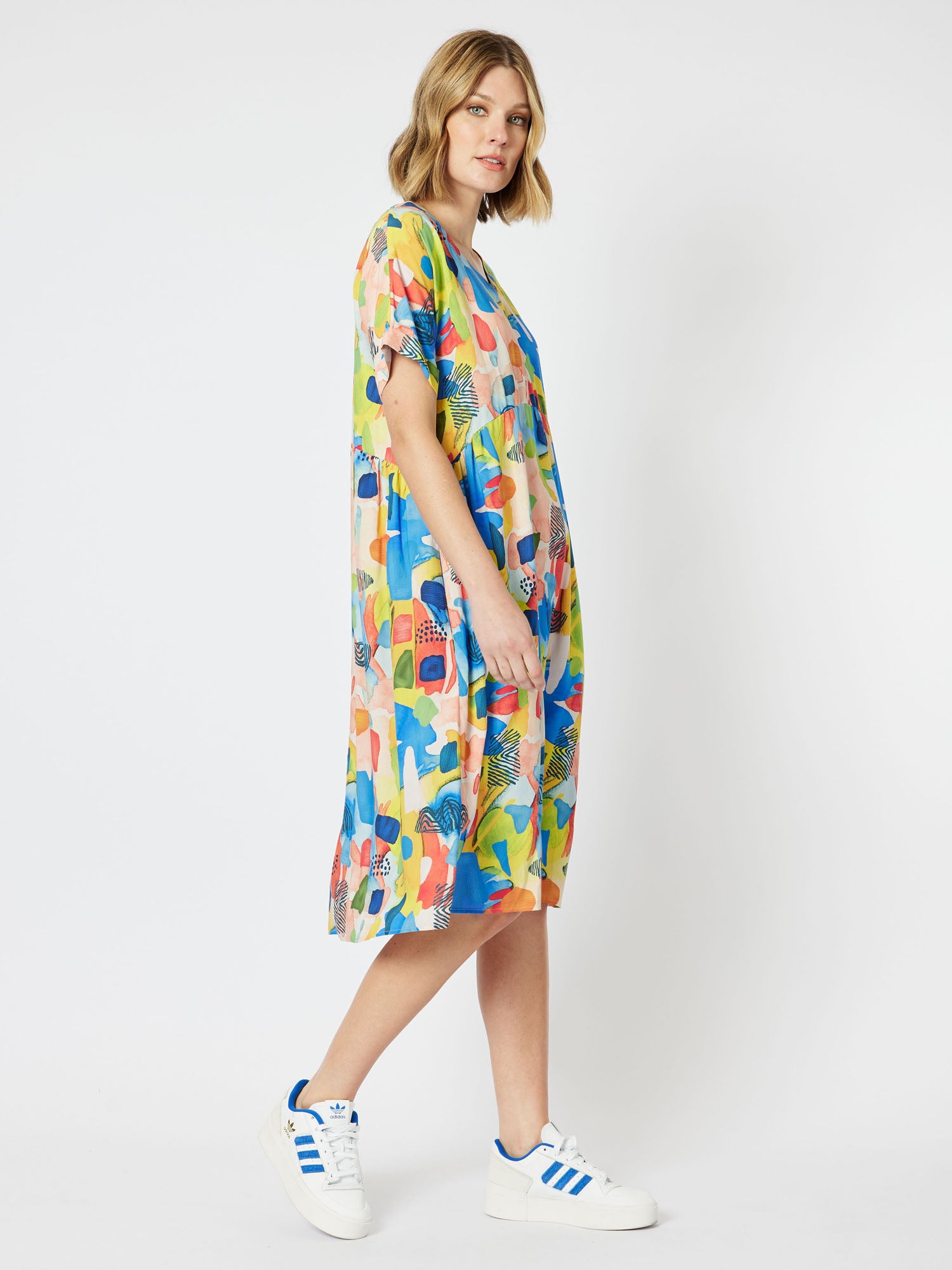 Artistry Print Pocket Detail Short Sleeve Dress - Red