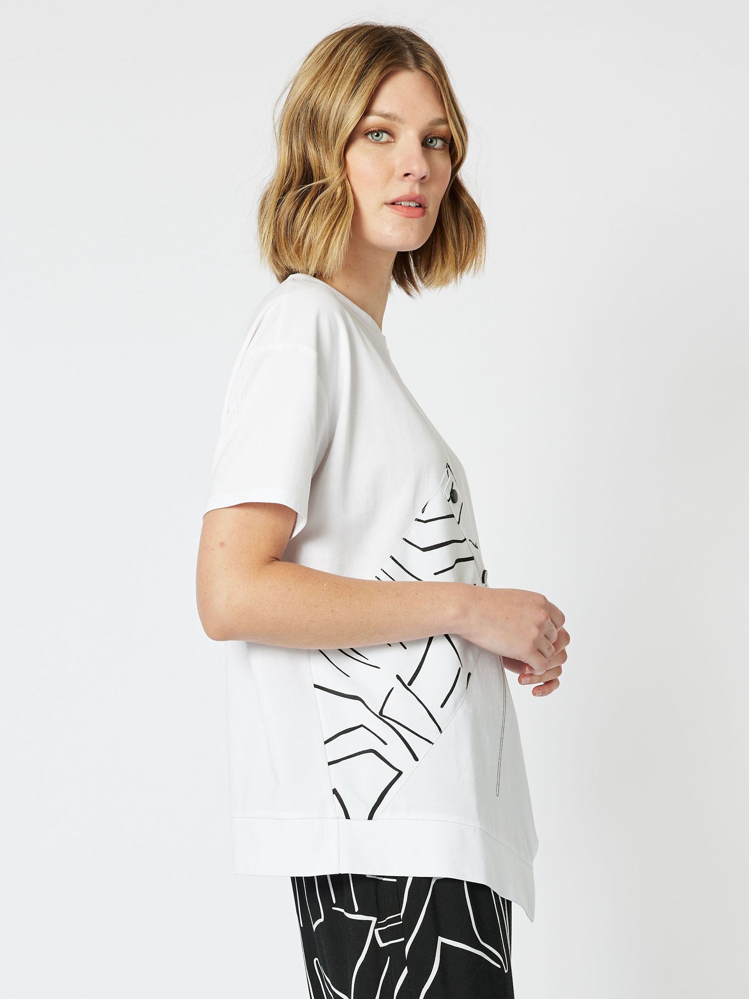 New York Stretch Knit Asymmetric Short Sleeve T-Shirt - White