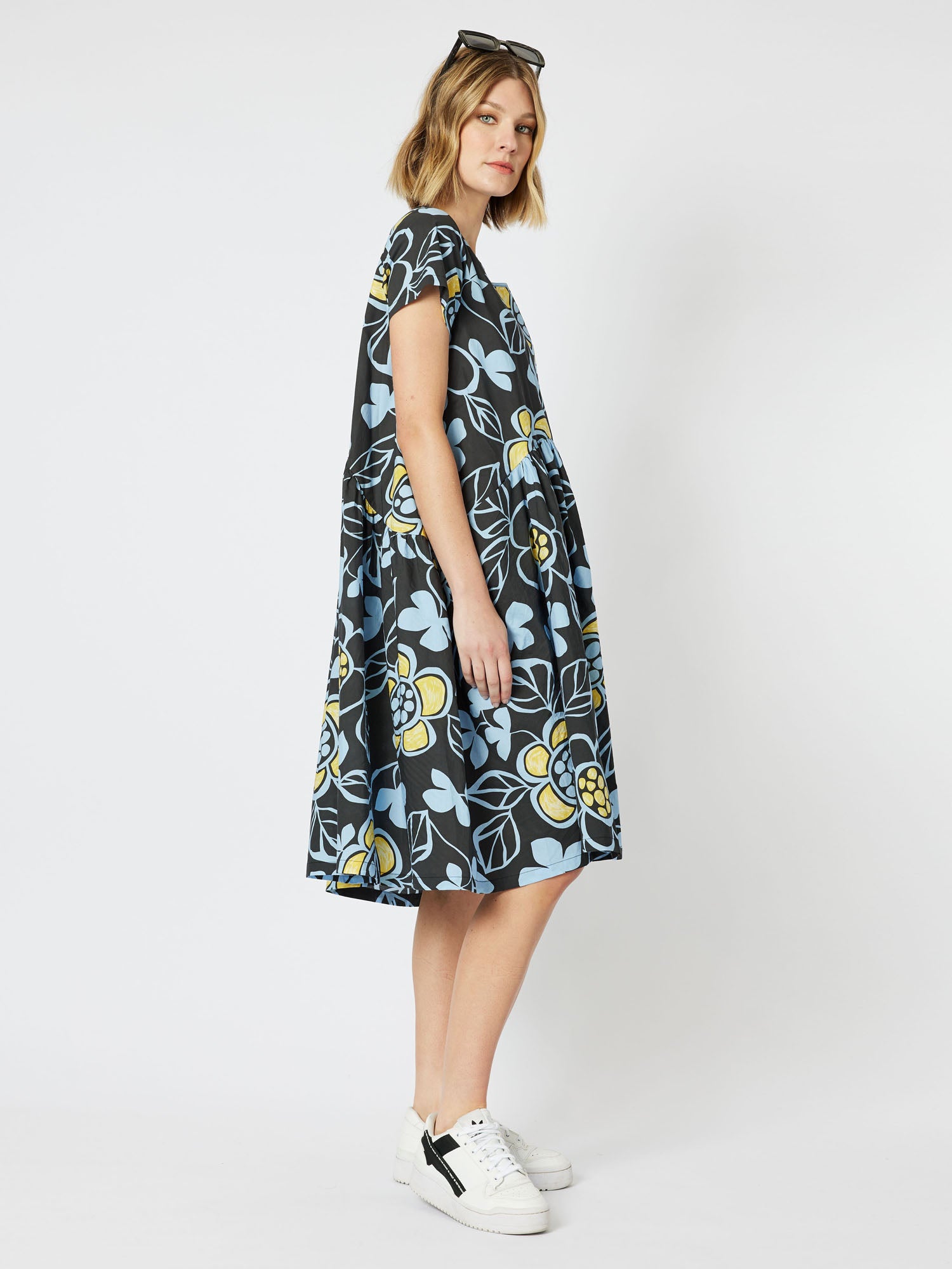 Daisy Chain Cotton Print Short Sleeve Dress - Blue