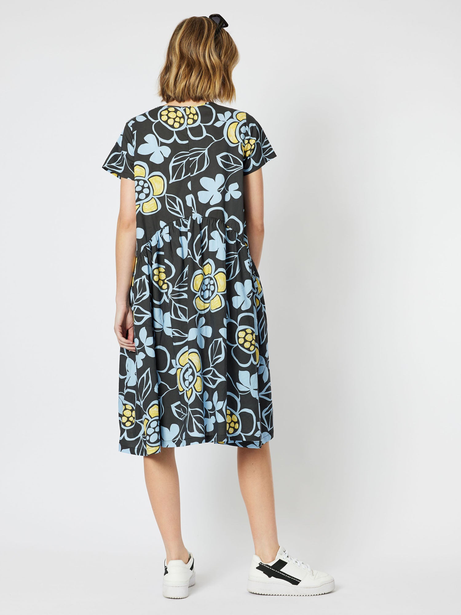 Daisy Chain Cotton Print Short Sleeve Dress - Blue