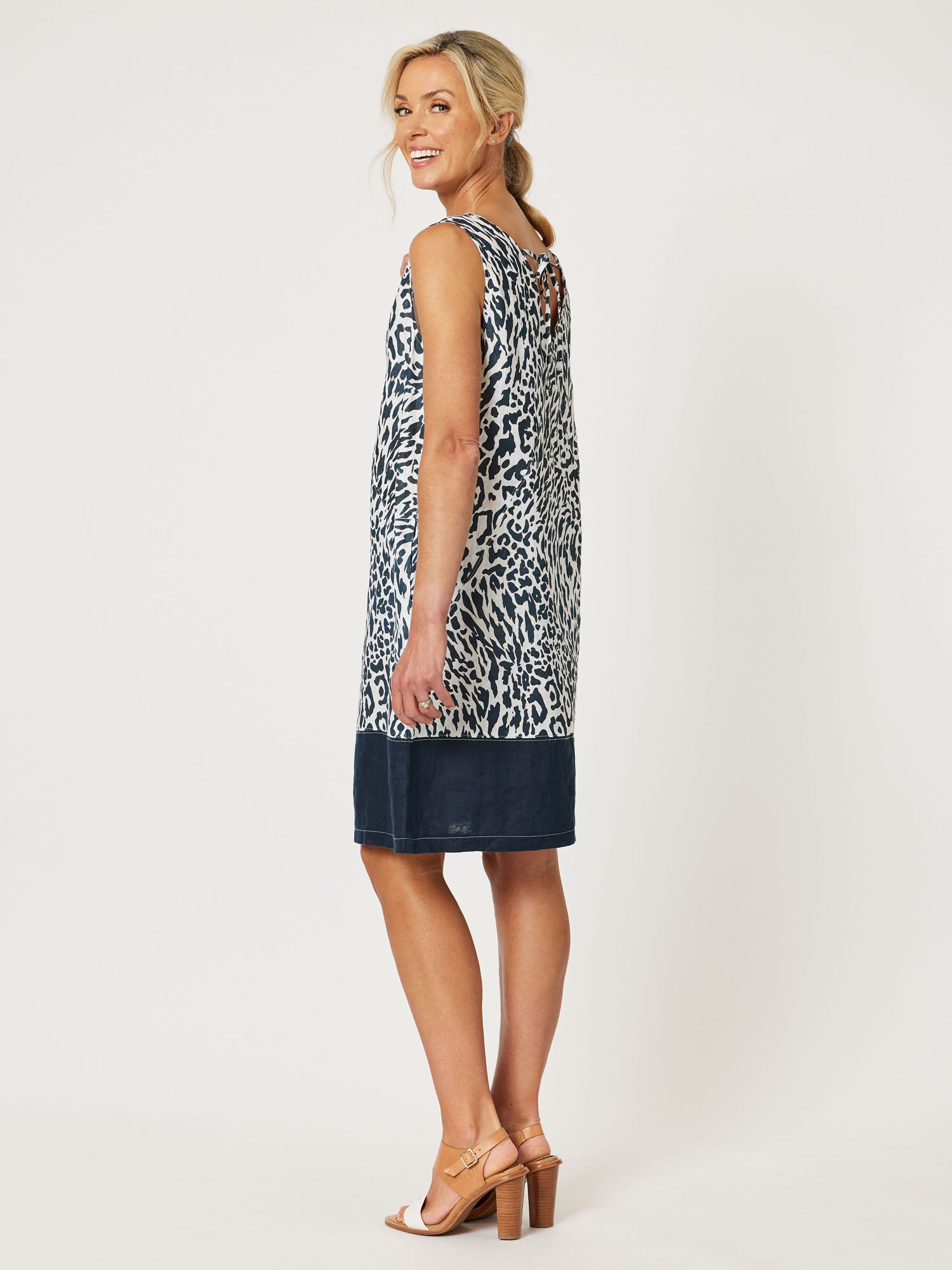 Cape Print Linen Sleeveless Dress - Animal