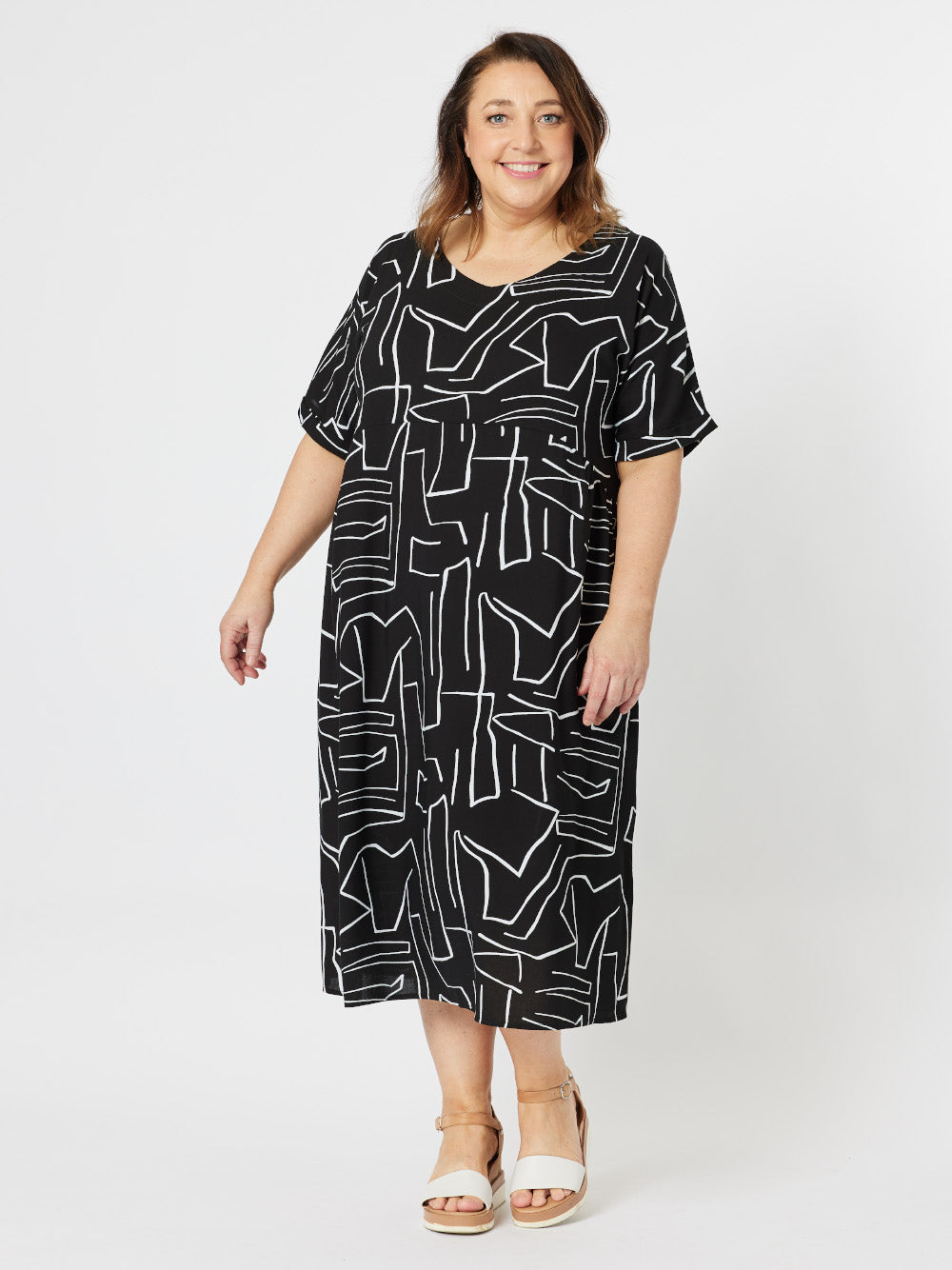 Empire Print Pocket Detail Short Sleeve Dress - Black