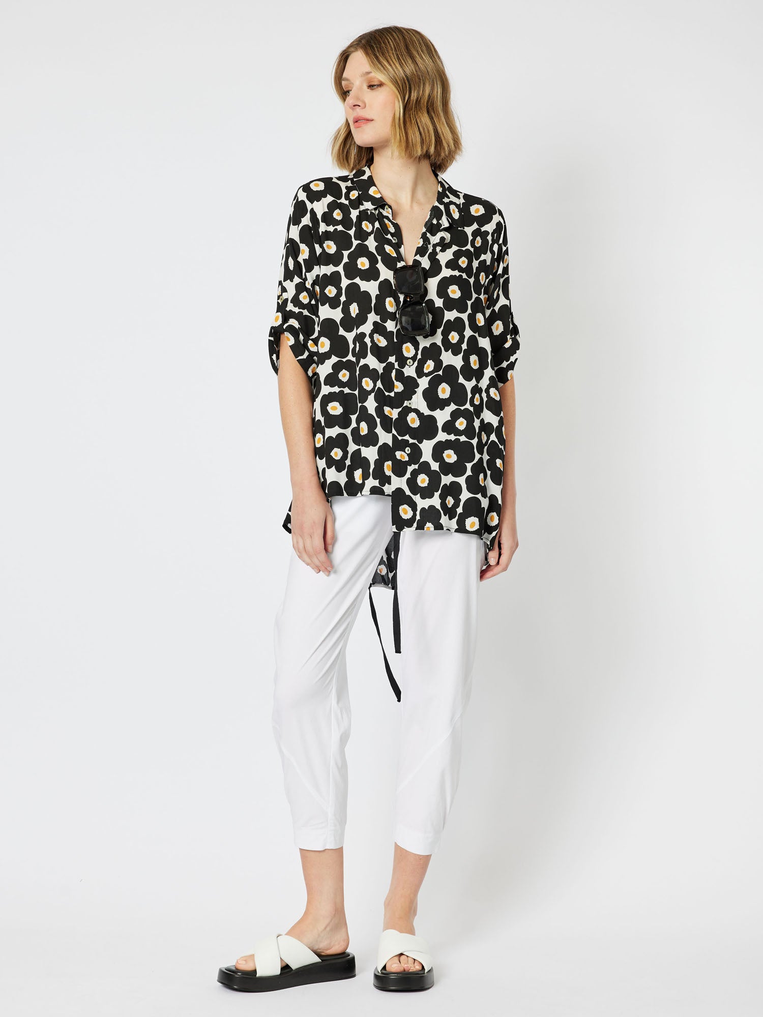 Poppy Print Asymetric Hem 3/4 Sleeve Shirt - Black/White