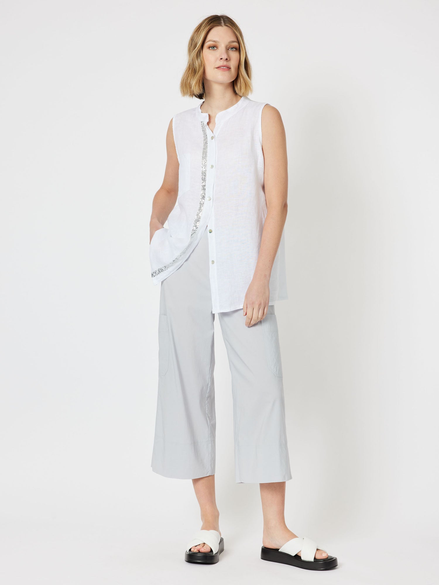 Colosseum Linen Sleeveless Button Front Top - White