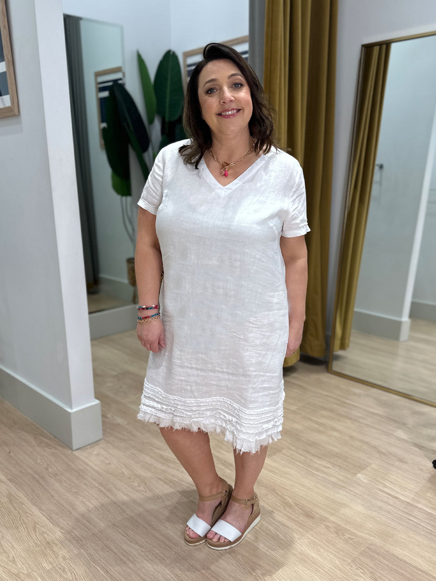 Chic Linen Shift Dress - White