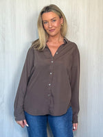 Hailey Chic Shirt - Chocolate