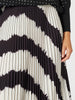 Concerto Stripe Print Pleat Skirt - Black/Ivory