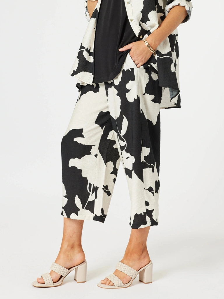 Barcelona Floral Print Wide Leg Pant - Black/Natural rc&co