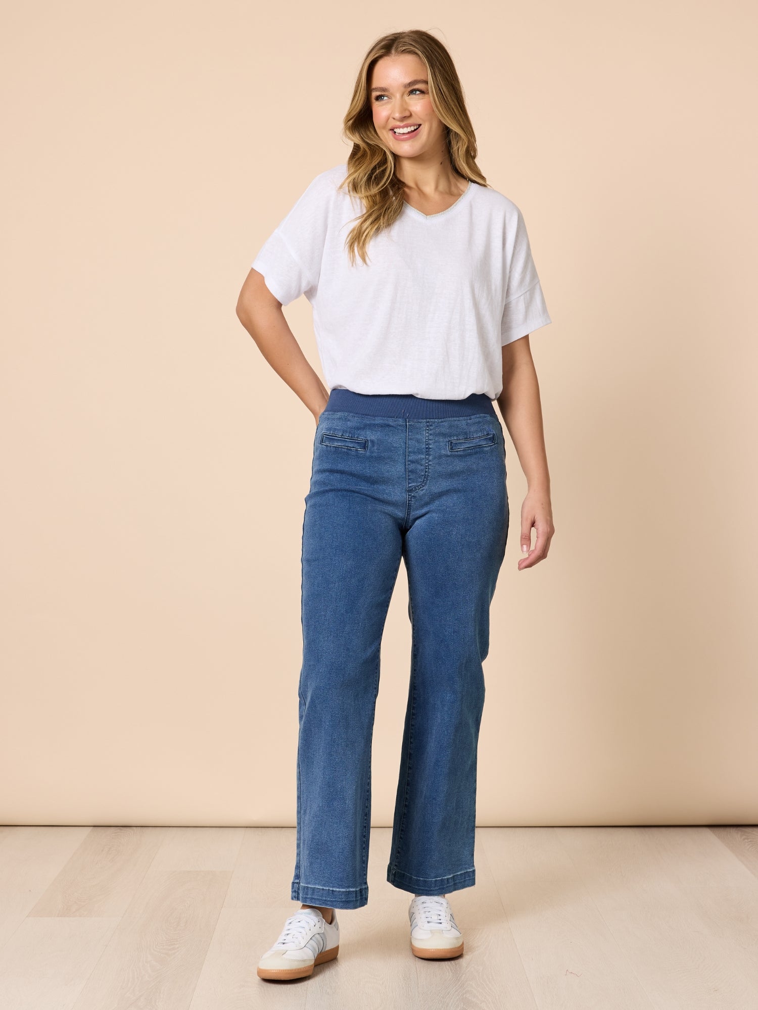 Maddy Pull on Wide Leg Jean - Denim – RC & Co