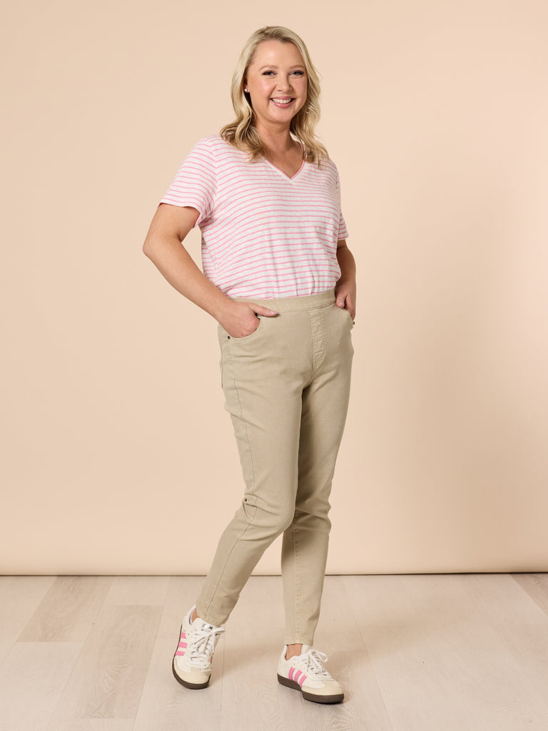 Chicago Slim Leg Jean - Natural RC&CO