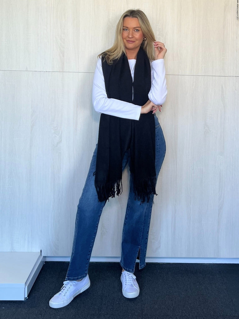 Cost Scarf - Black