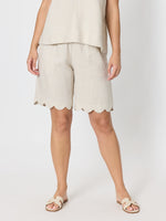 Shelley Scallop Hem Linen Short - Natural