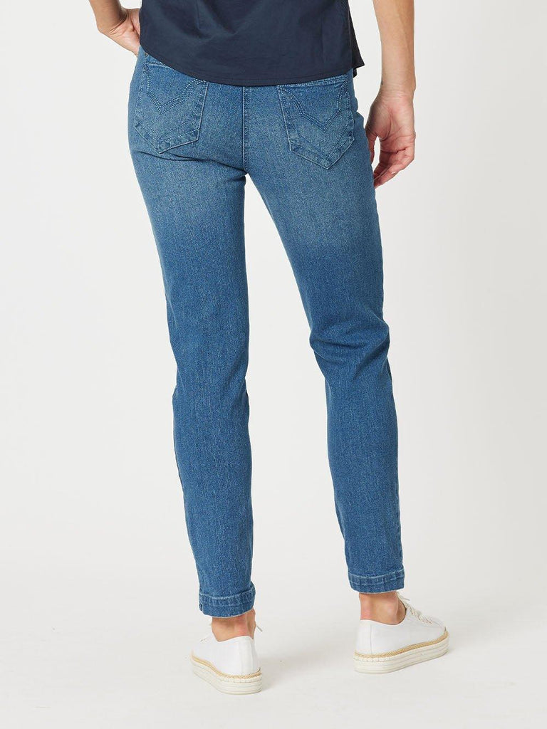 Miracle High Rise Jean - Washed Denim - RC & Co