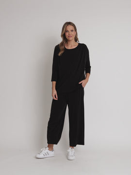 Travellers Pleat Top - Black RC&CO