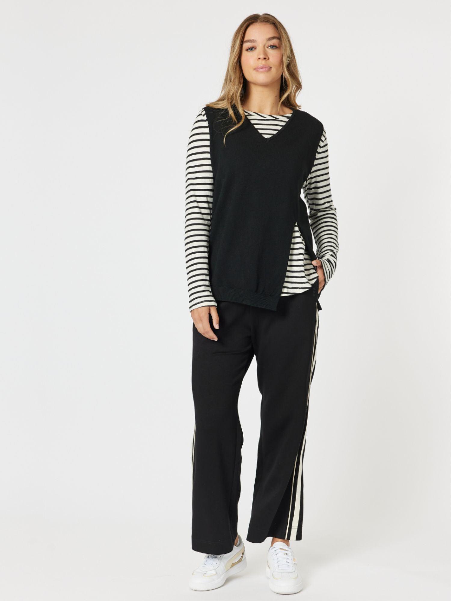 Vicky Side Split Knit Vest - Black – RC & Co